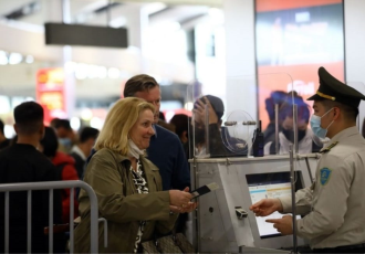  Vietnam grants visa-free entry to high-profile foreigners 